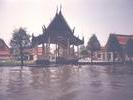 sul fiume
